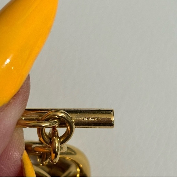 Monet toggle bracelet large gold tone  chain link #026 - Picture 6 of 7